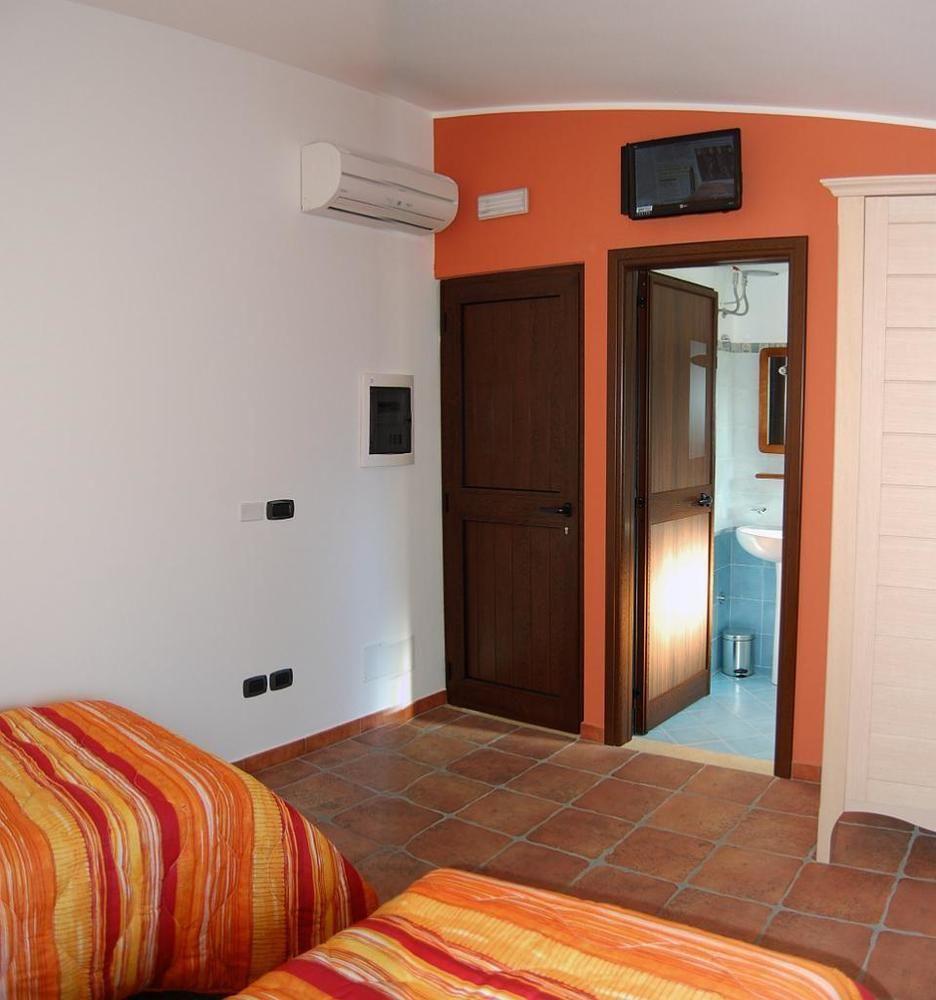 Agriturismo Parra Santa Lucia del Mela Exteriör bild
