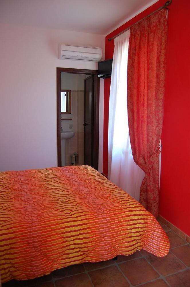 Agriturismo Parra Santa Lucia del Mela Exteriör bild