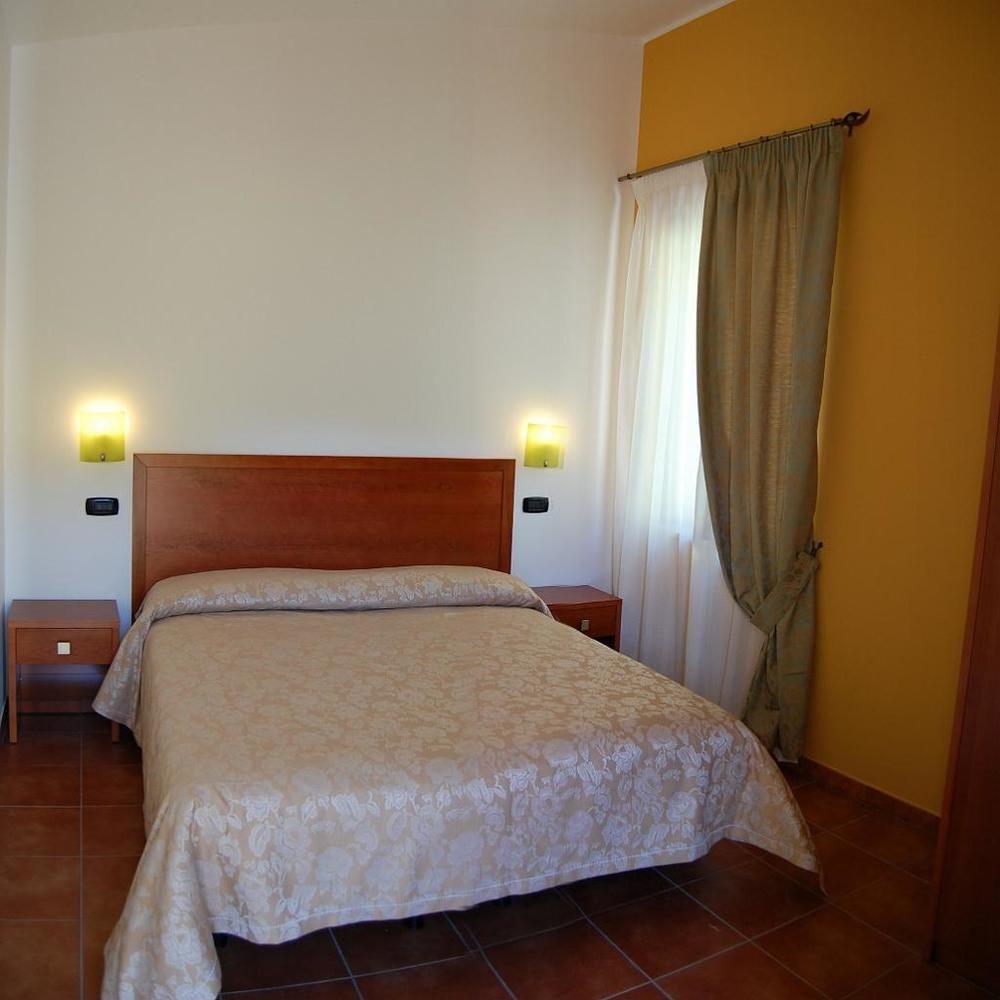 Agriturismo Parra Santa Lucia del Mela Exteriör bild